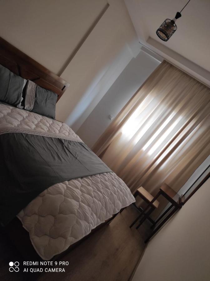 Apartment place italie Rabat Extérieur photo