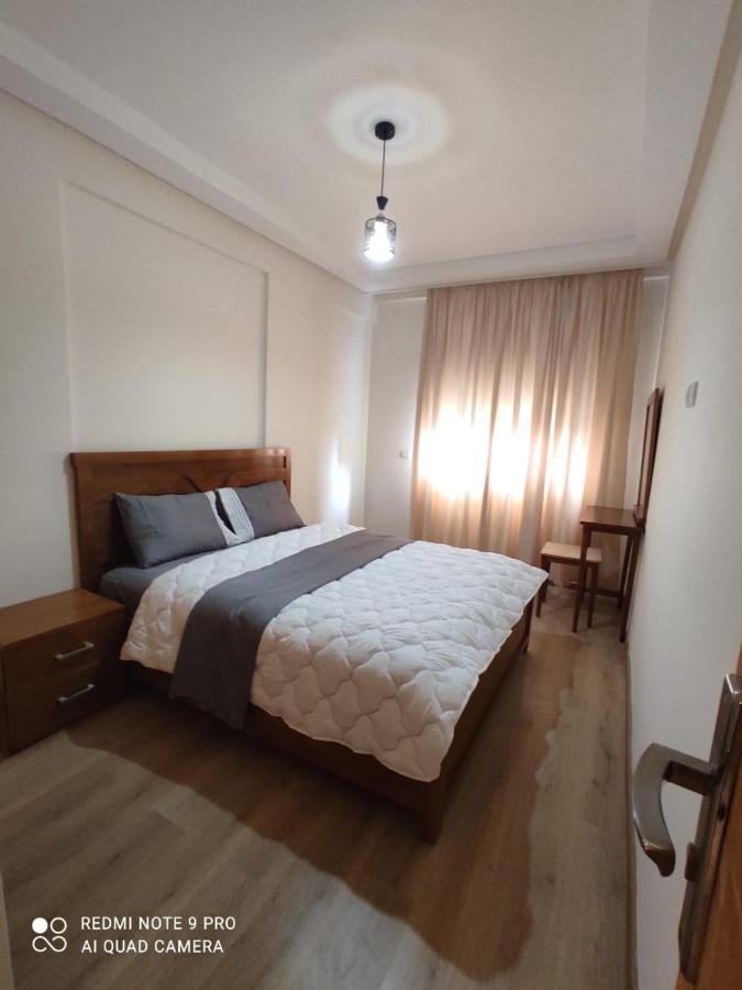 Apartment place italie Rabat Extérieur photo