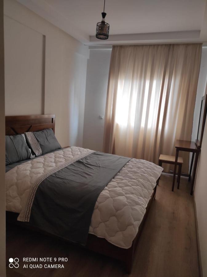Apartment place italie Rabat Extérieur photo